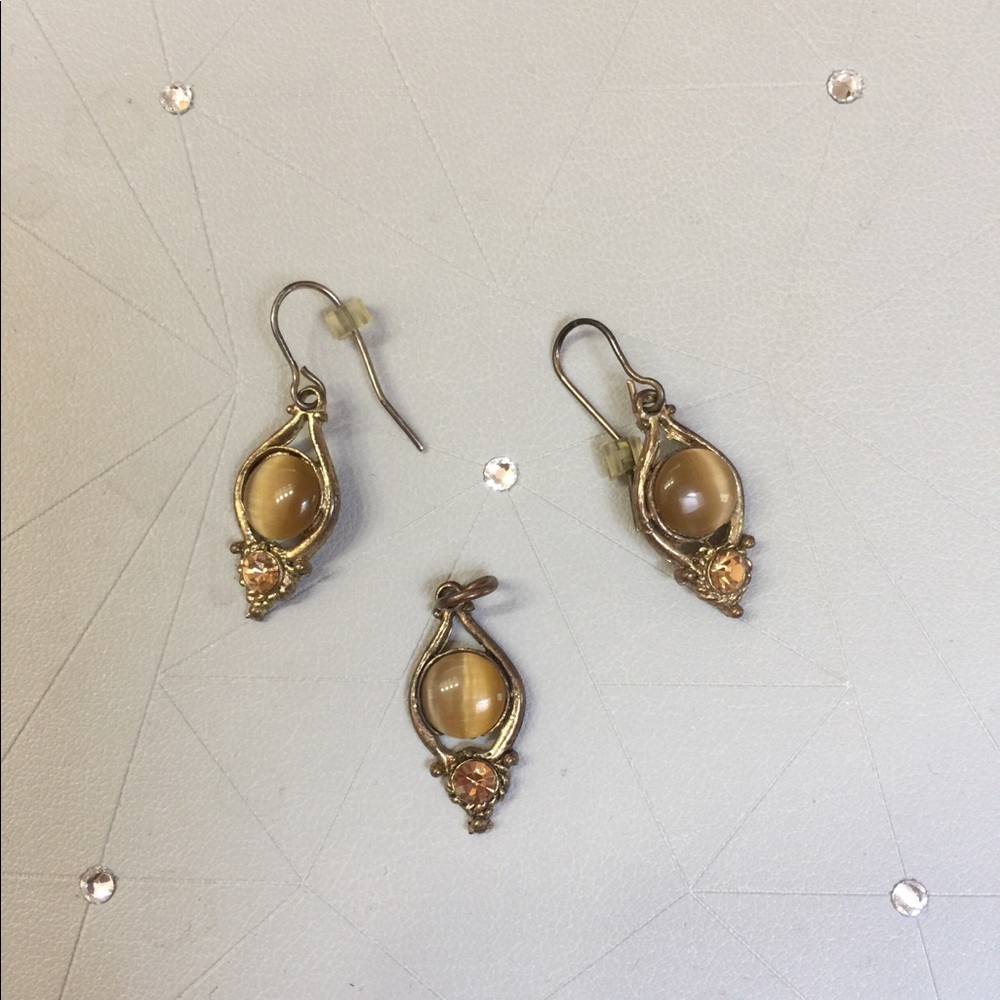 Earrings and Pendant Set